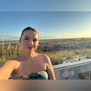 Meet your Posher, Lydia